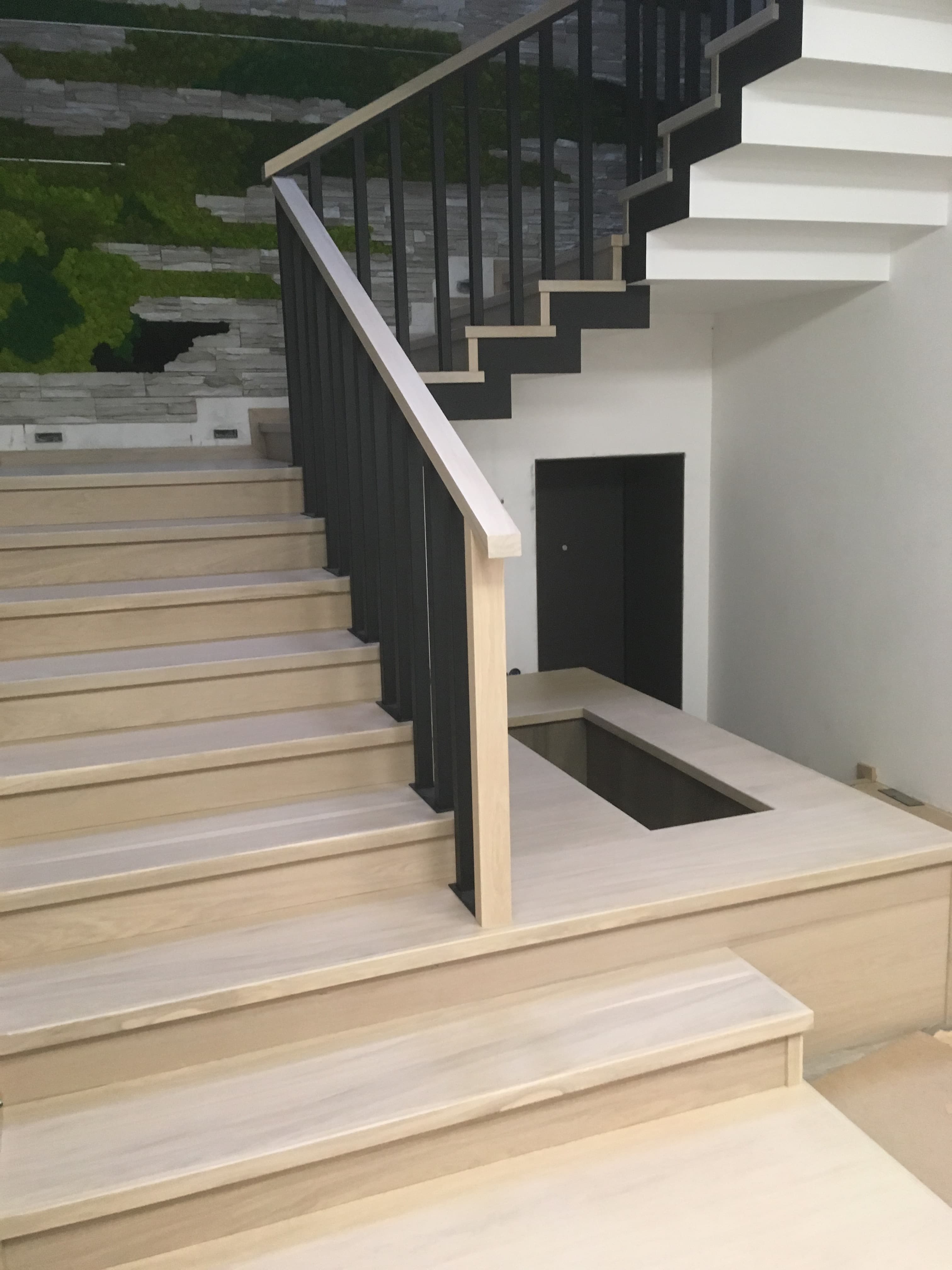 Дизайнерская лестница в Саранске